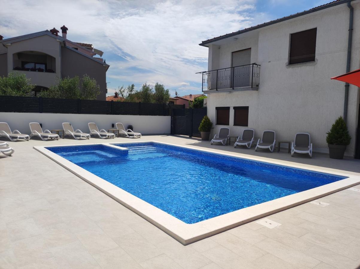 Viktor Rooms And Apartments Rovinj Exterior foto