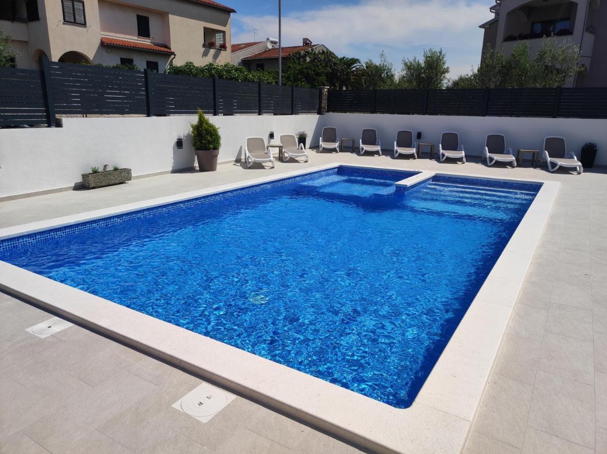 Viktor Rooms And Apartments Rovinj Exterior foto